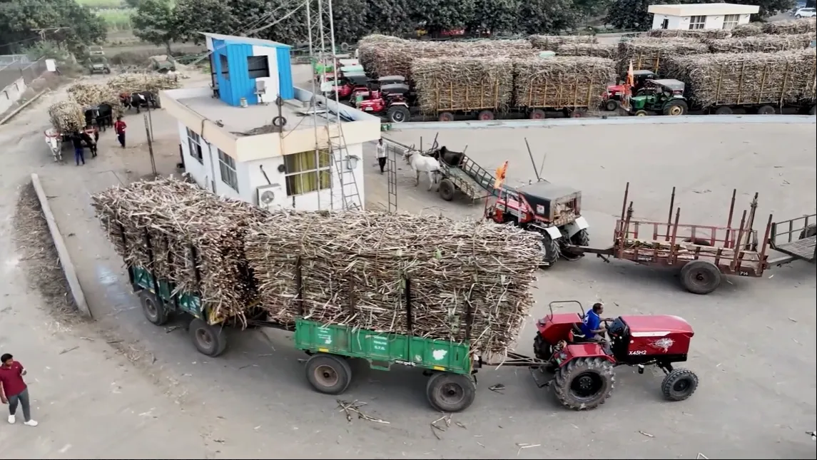 AutoNxt Electric Tractor in Action